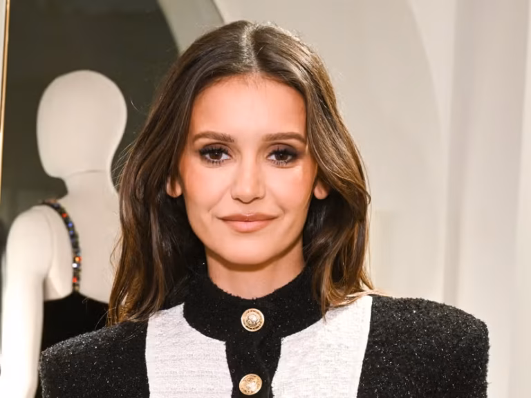 Nina Dobrev Net Worth